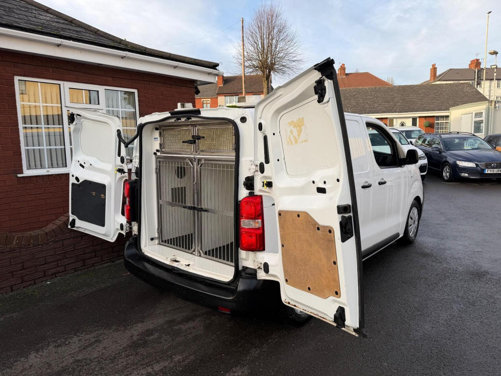 SOLD - Used CITROEN DISPATCH 2018 White in Brierley Hill, West Midlands